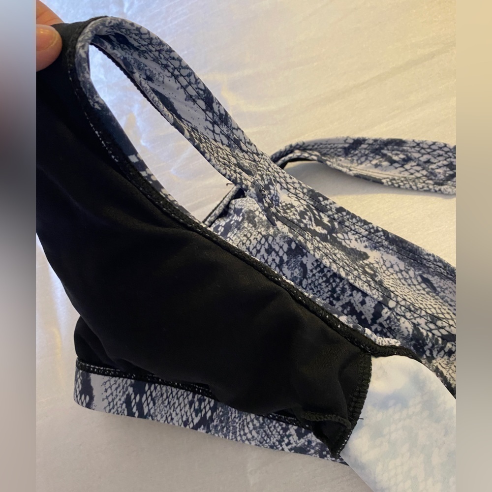 NWT Cover Girl 2-Piece Bikini Set Snakeskin  Ladies 14 - Picture 8 of 14